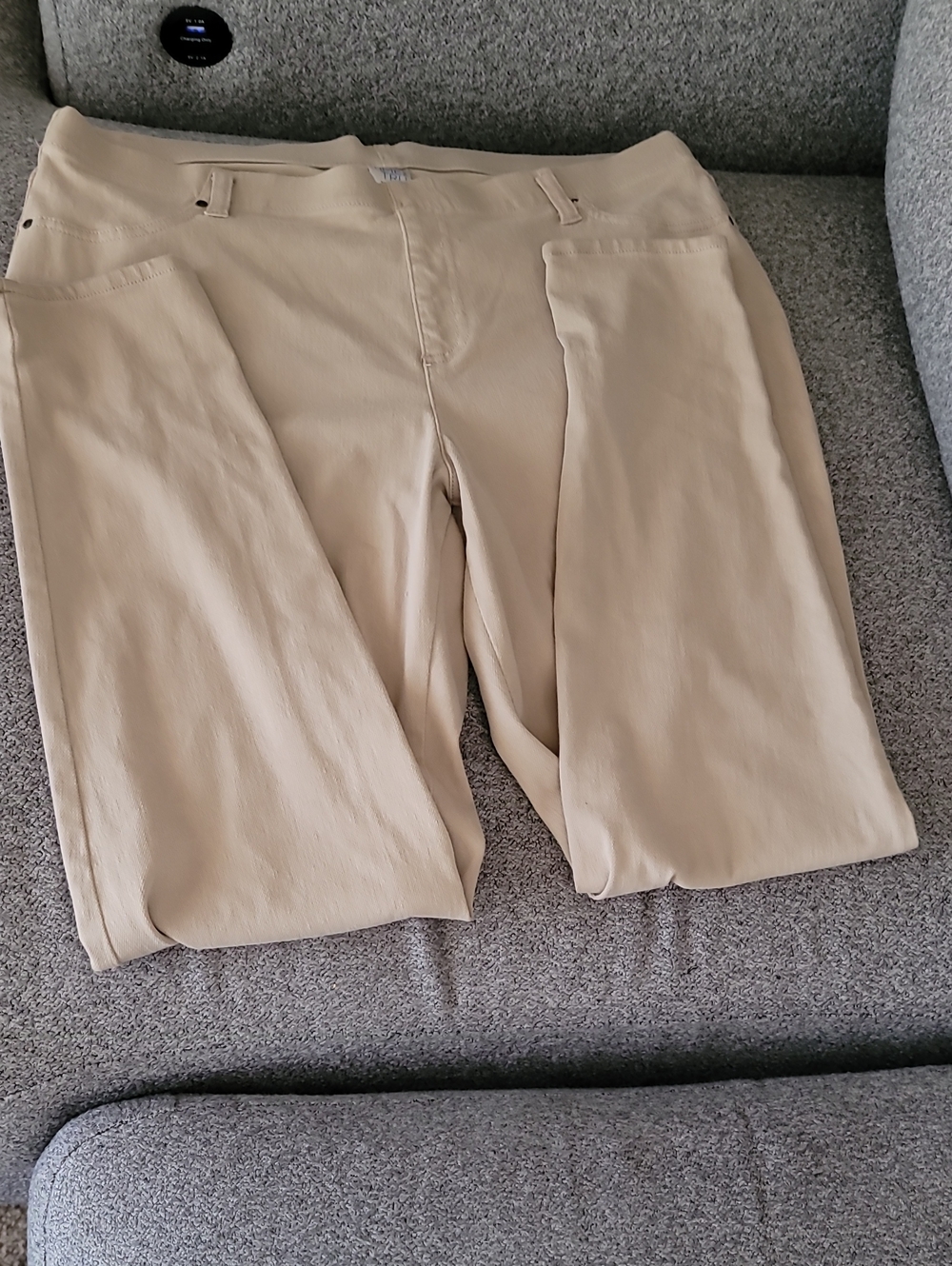 Time and Tru Women's Stretch Leggings in Light Beige